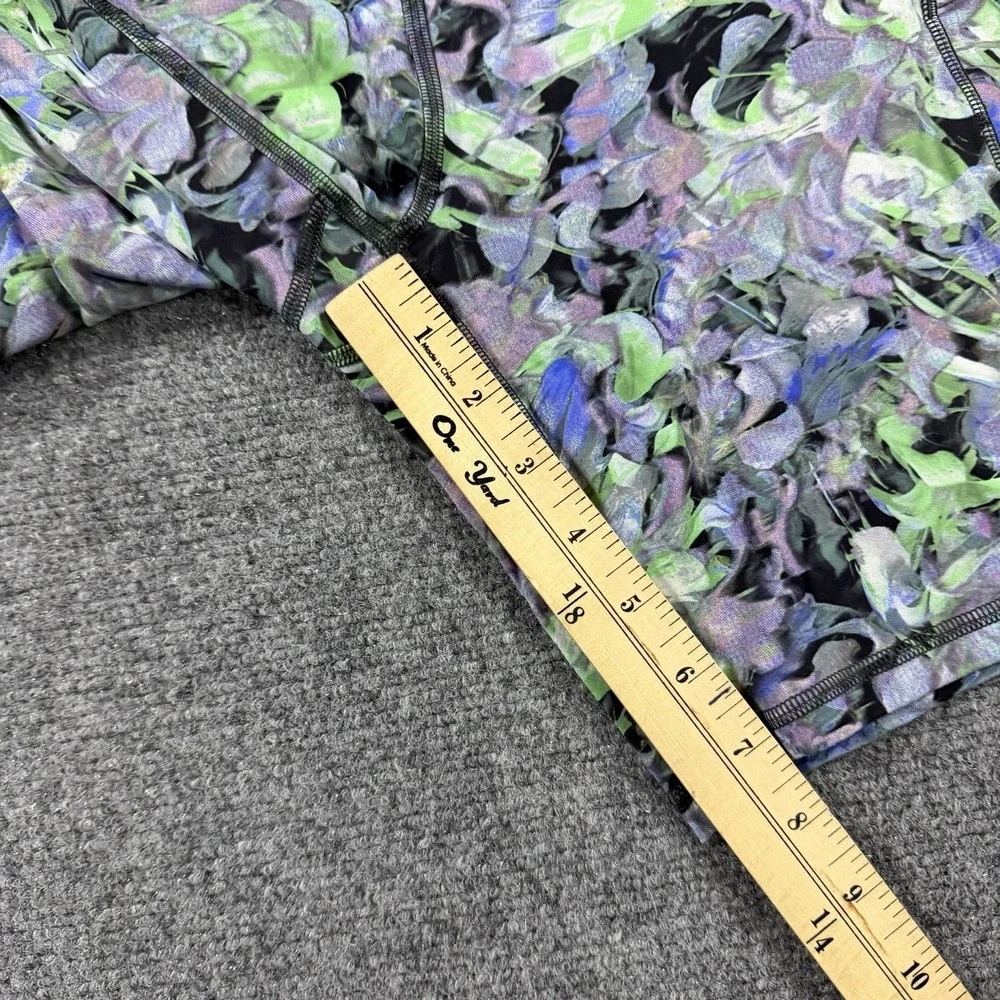 Lululemon Fast And Free Short Womens Size 10 Rabid Flourish Multi Nulux Biker